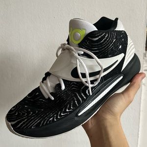 Nike KD14 Sz11 size 11 black white volt Kevin durant